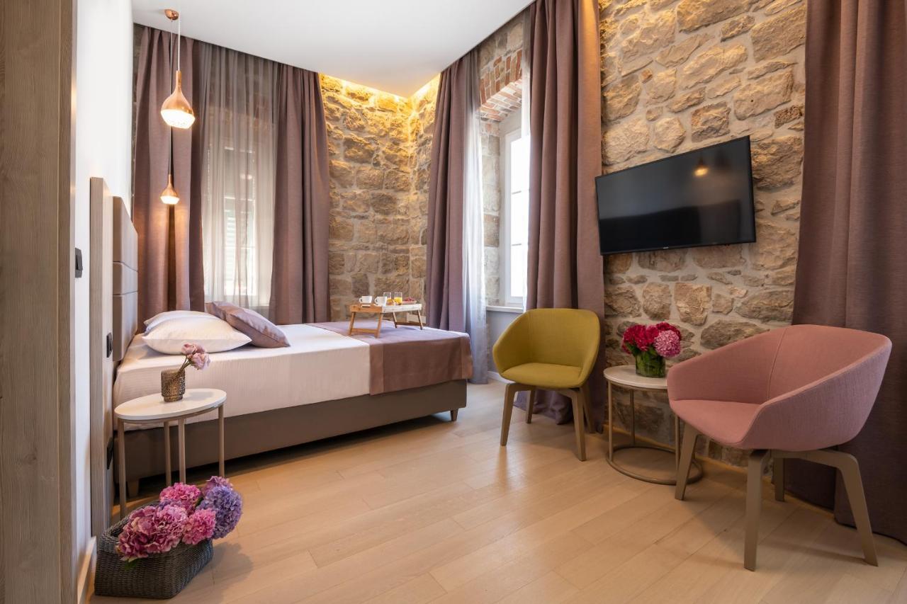 Habitación Doble Deluxe con balcón y vistas al mar