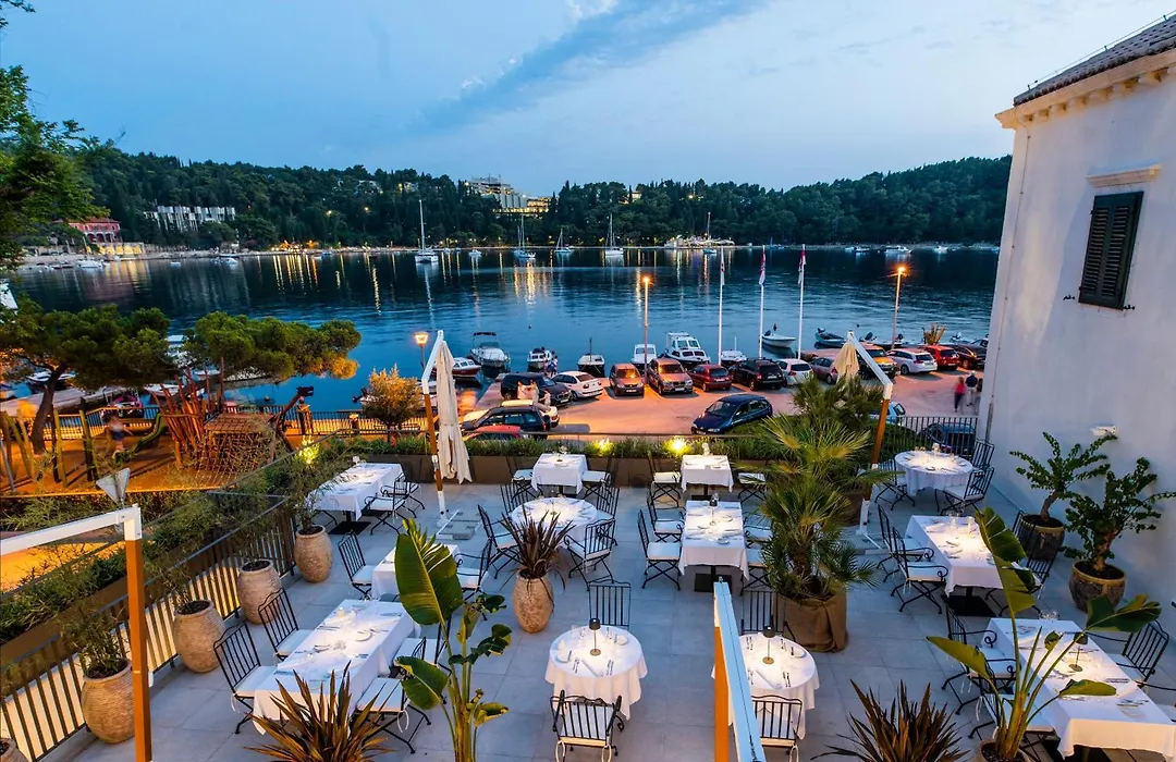 Hotel Supetar-1